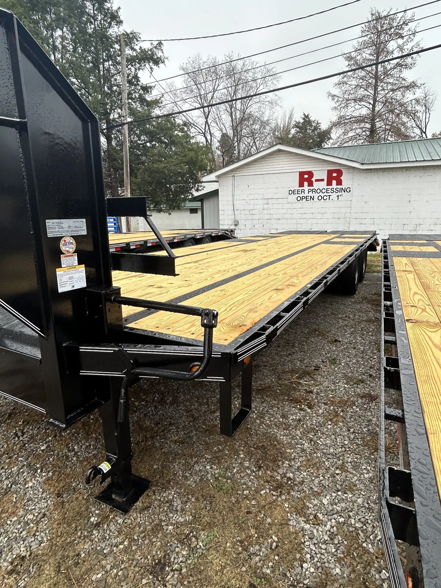 Elite Trailers 28' Gooseneck