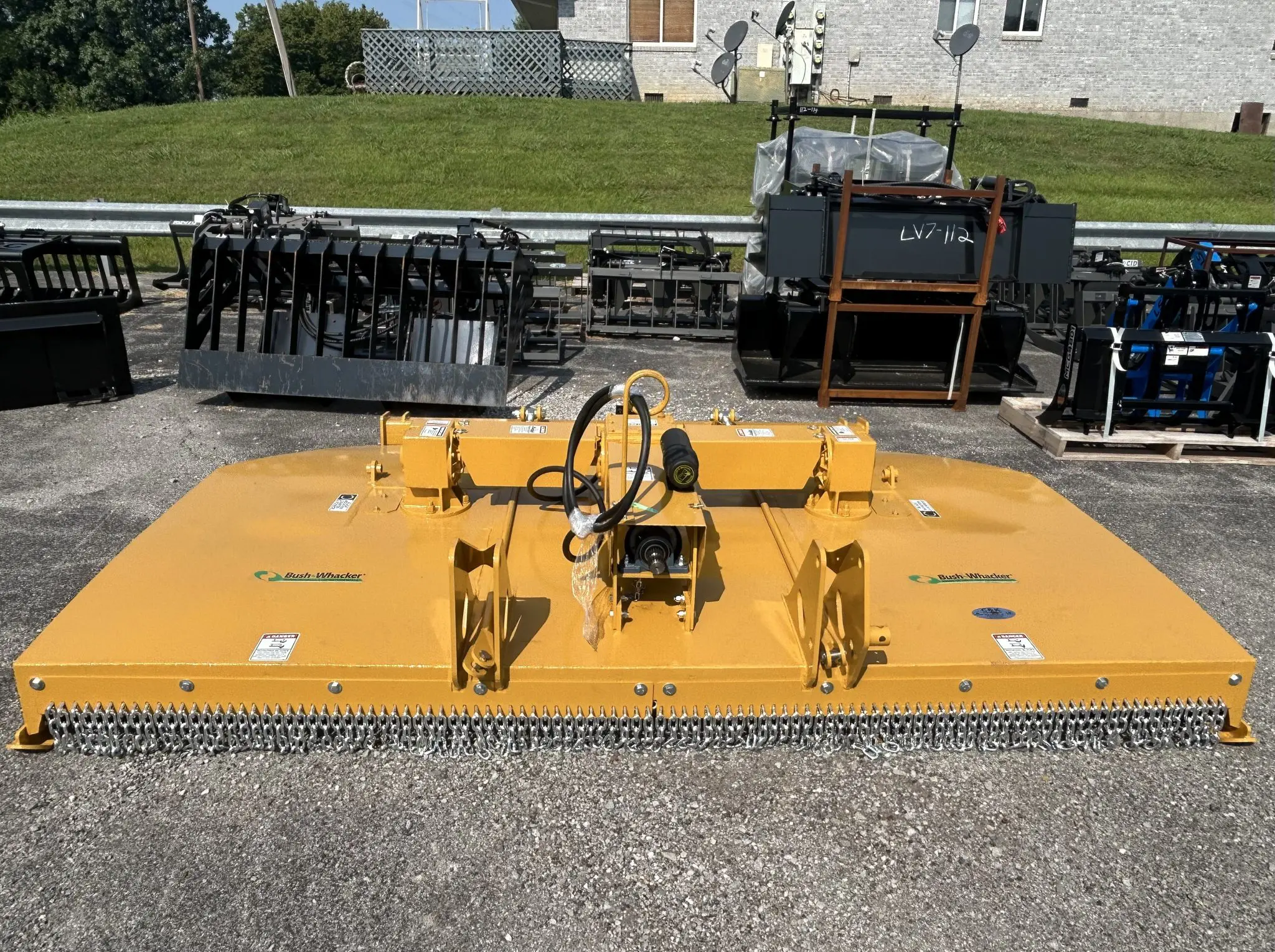 Bush-Whacker HD121-P